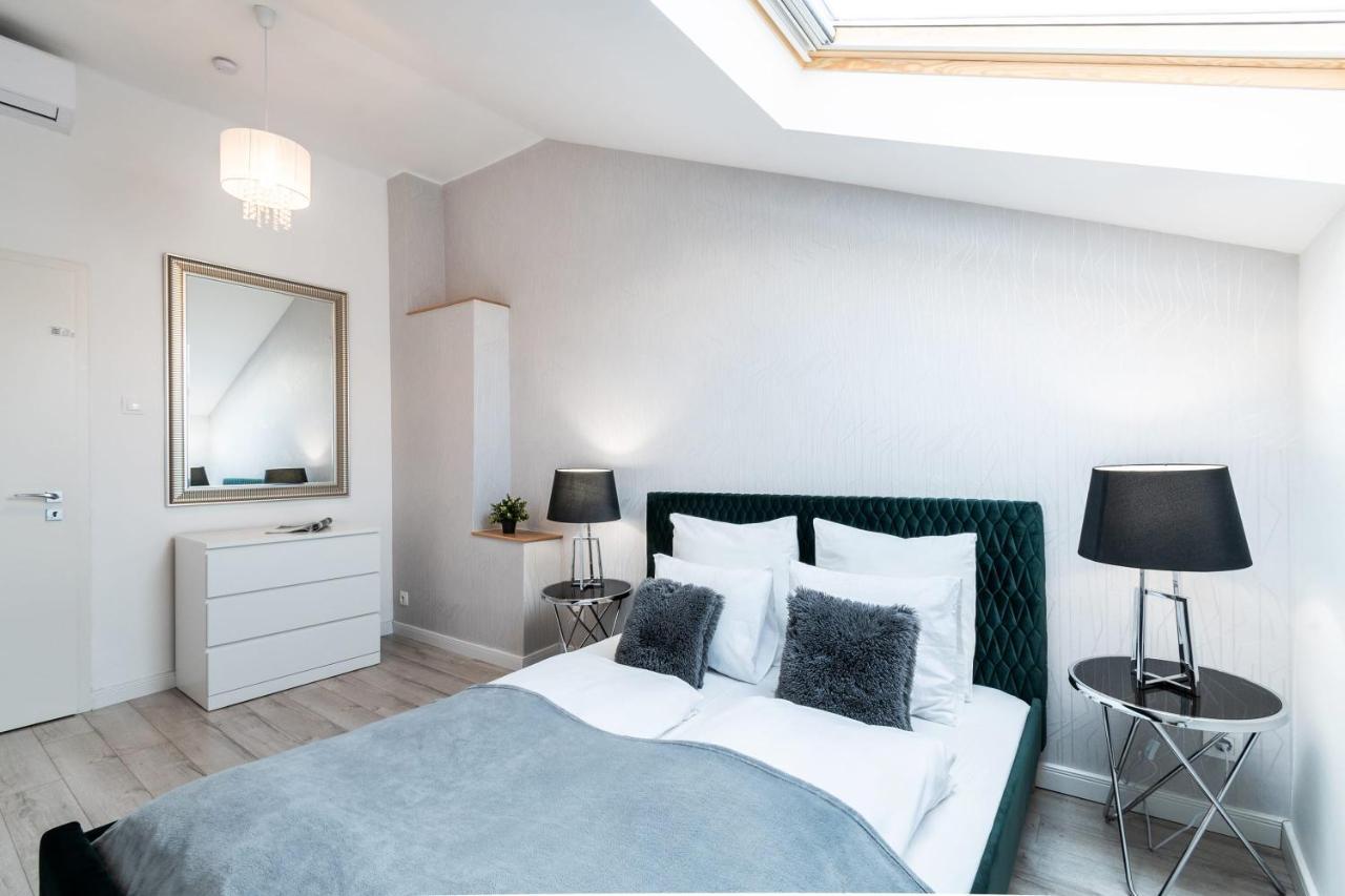 Quiet Very Central & Stylish Apt Budapest Ngoại thất bức ảnh
