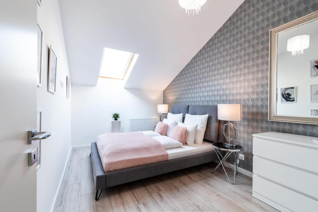 Quiet Very Central & Stylish Apt Budapest Ngoại thất bức ảnh