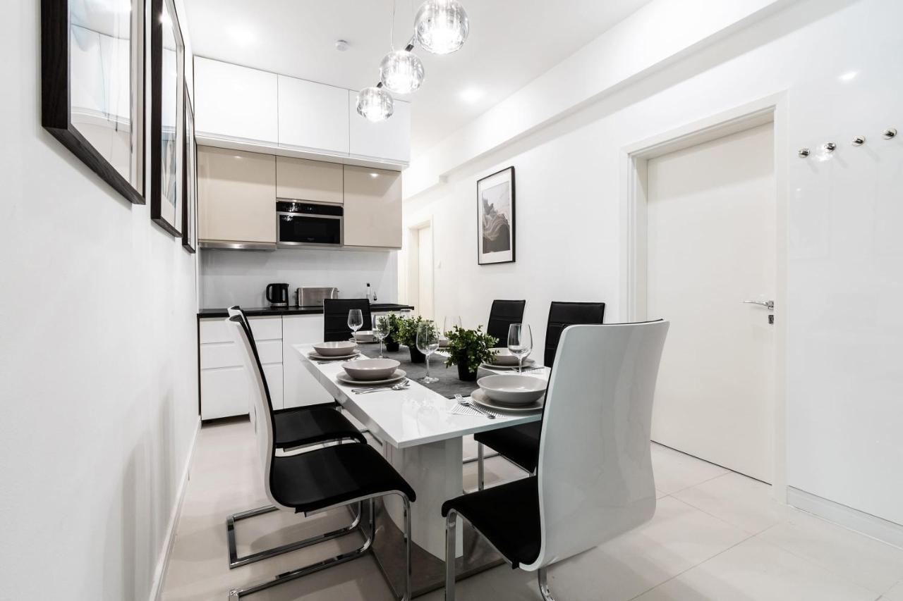 Quiet Very Central & Stylish Apt Budapest Ngoại thất bức ảnh