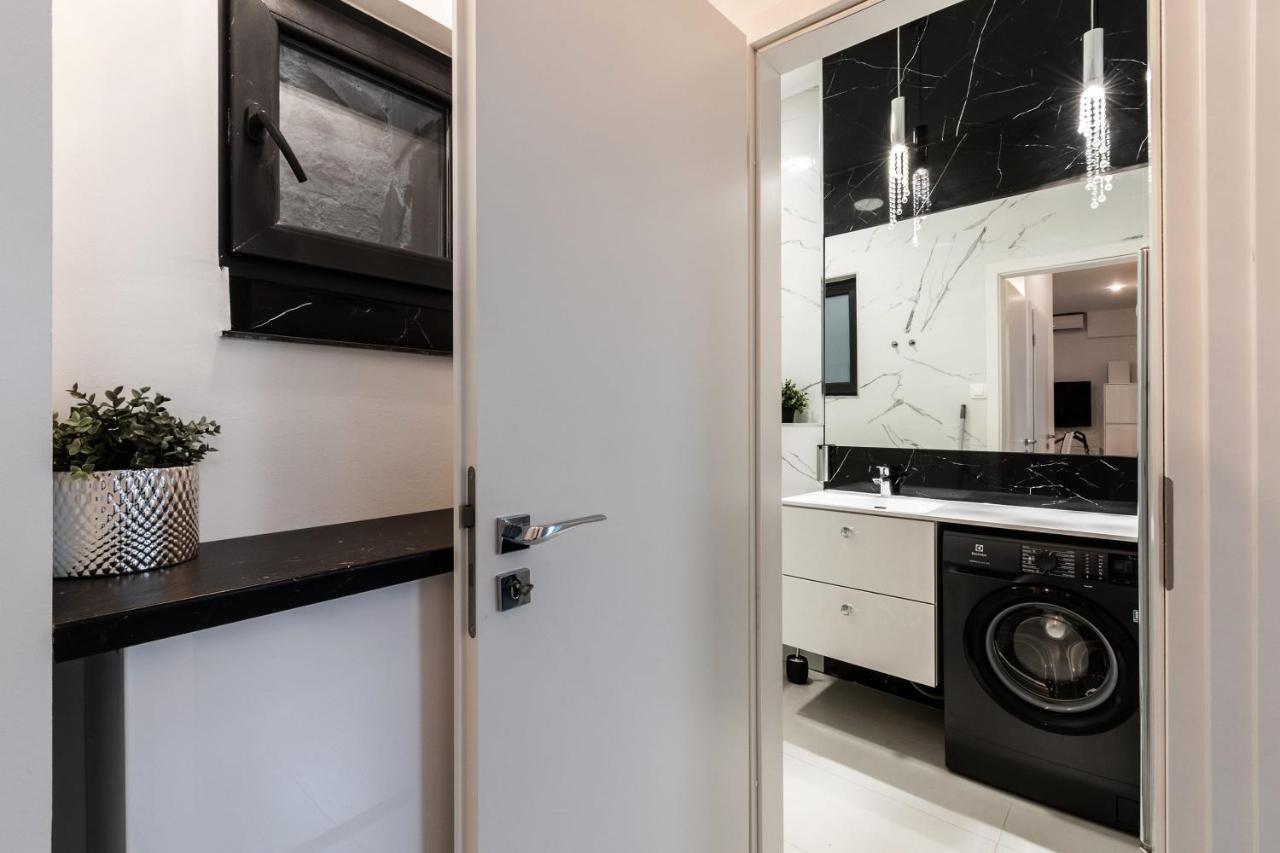 Quiet Very Central & Stylish Apt Budapest Ngoại thất bức ảnh
