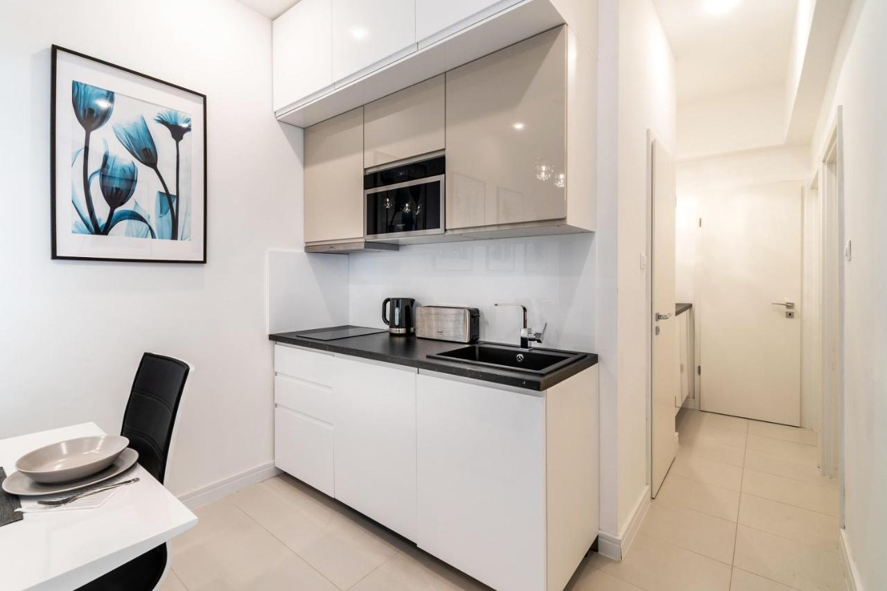 Quiet Very Central & Stylish Apt Budapest Ngoại thất bức ảnh